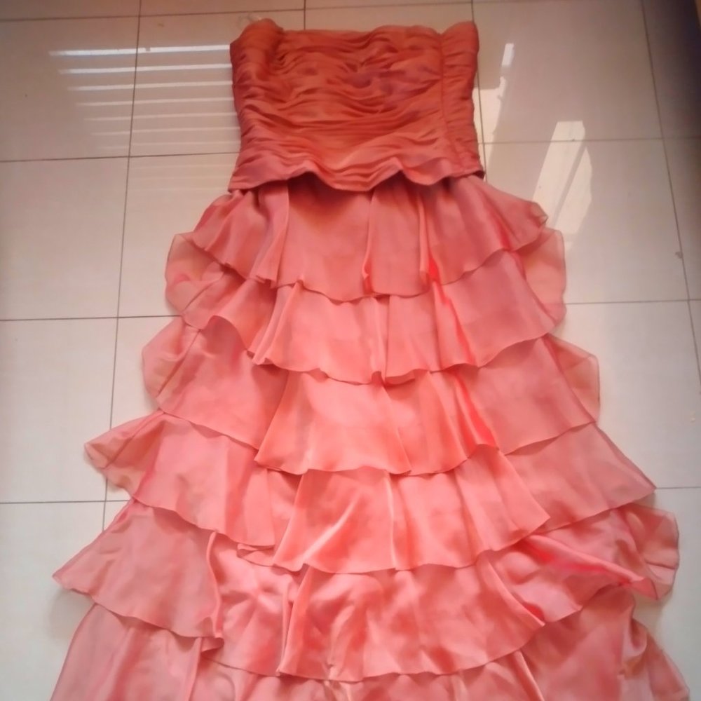CORAL PROM DRESS - Picture 3 of 5